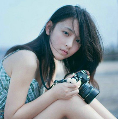 哭的时候不需要太坚强_回忆伤感的非主流个性QQ网名
